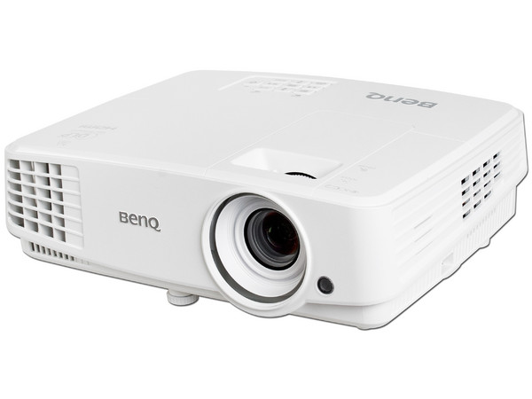 Proyector BenQ MS527, resolución de 800 x 600, contraste 13,000:1 y 3,300 ANSI-Lumens.